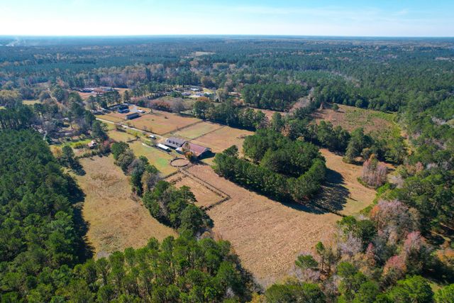 274 Campbell Road, Ridgeville, SC 29472