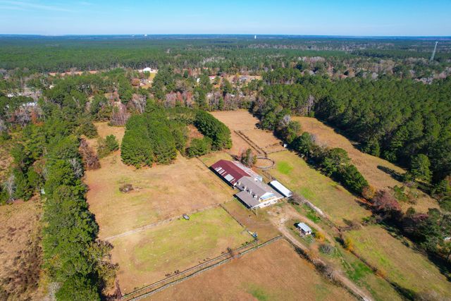 274 Campbell Road, Ridgeville, SC 29472