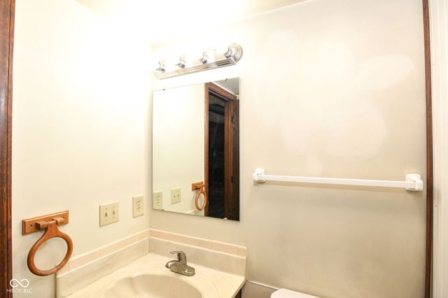 704 Kokomo Lane, Indianapolis, IN 46241