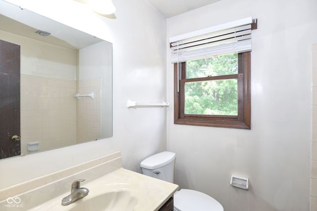 704 Kokomo Lane, Indianapolis, IN 46241