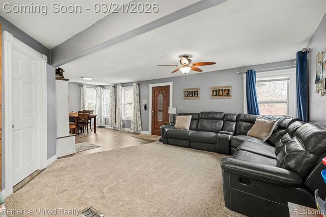 9079 Grove Drive, Whitmore Lake, MI 48189