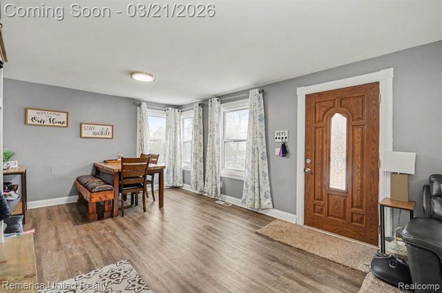 9079 Grove Drive, Whitmore Lake, MI 48189