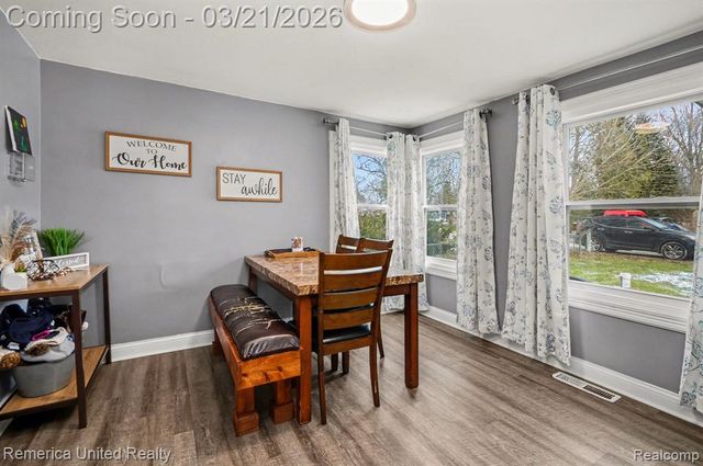 9079 Grove Drive, Whitmore Lake, MI 48189