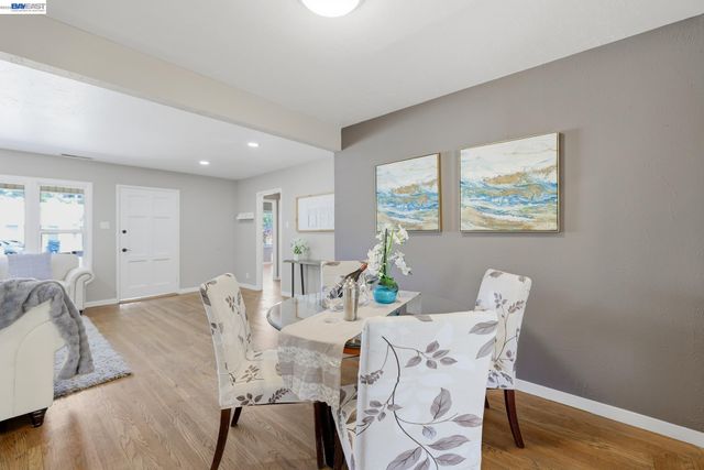 16311 Ria Dr, Ashland, CA 94578