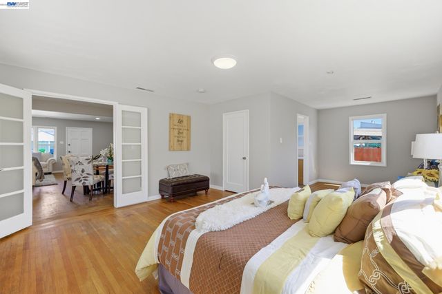 16311 Ria Dr, Ashland, CA 94578