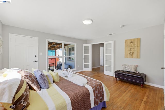 16311 Ria Dr, Ashland, CA 94578