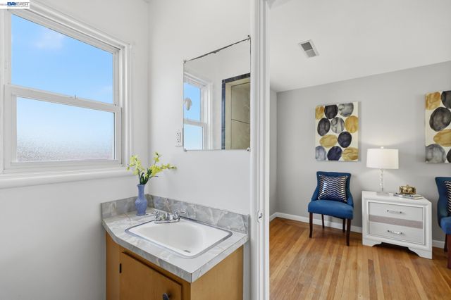 16311 Ria Dr, Ashland, CA 94578