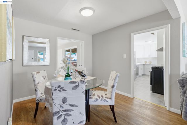 16311 Ria Dr, Ashland, CA 94578