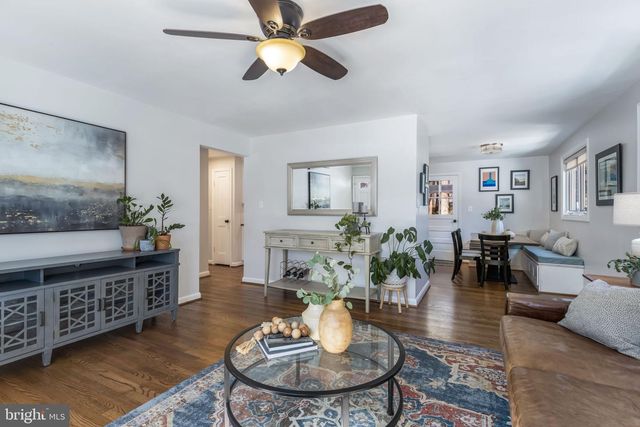 6522 OAKWOOD DR, Falls Church, VA 22041