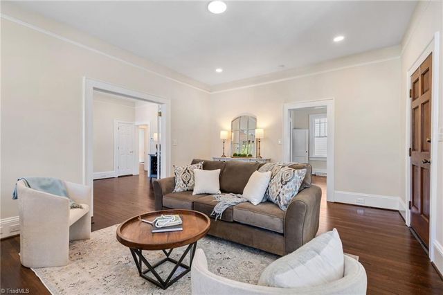 319 Lockland Avenue, Winston-salem, NC 27103