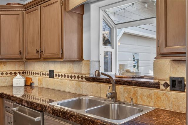 16924 Oscar Dr, Grass Valley, CA 95949