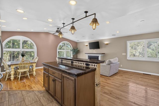 16924 Oscar Dr, Grass Valley, CA 95949