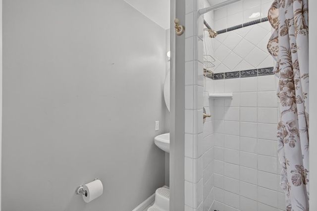 16924 Oscar Dr, Grass Valley, CA 95949