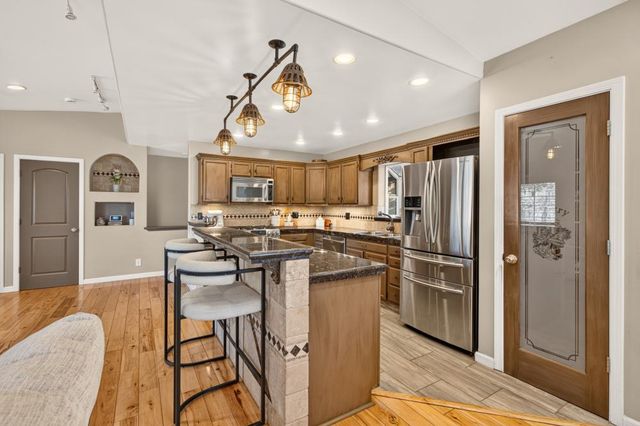 16924 Oscar Dr, Grass Valley, CA 95949