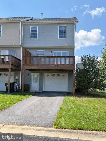 206 WEATHERVANE DR, Winchester, VA 22602