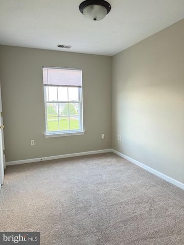 206 WEATHERVANE DR, Winchester, VA 22602