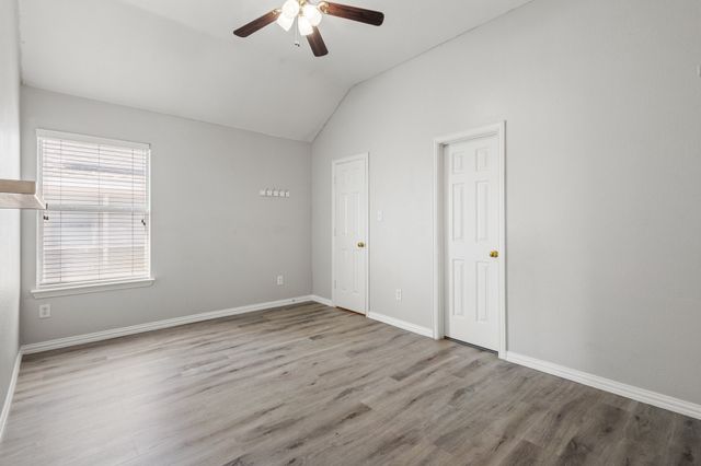 2707 Atrium Drive, Grand Prairie, TX 75052