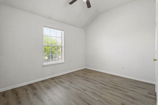 2707 Atrium Drive, Grand Prairie, TX 75052
