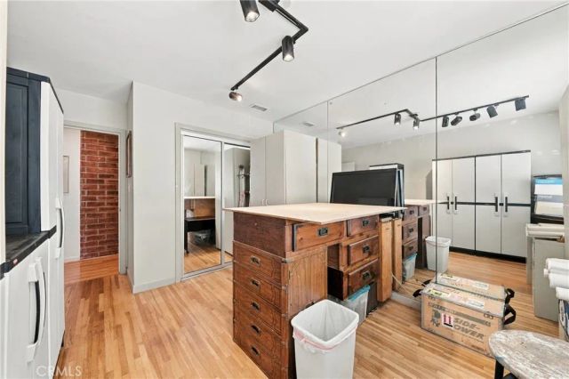 5919 Hill, Culver City, CA 90230
