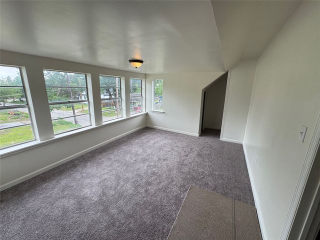 610 W 6th Street, Bonham, TX 75418