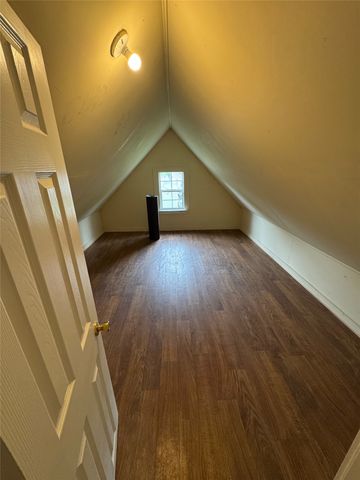 610 W 6th Street, Bonham, TX 75418