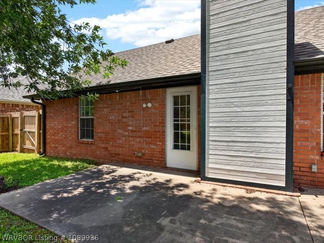 7701 S 24th, Fort Smith, AR 72908