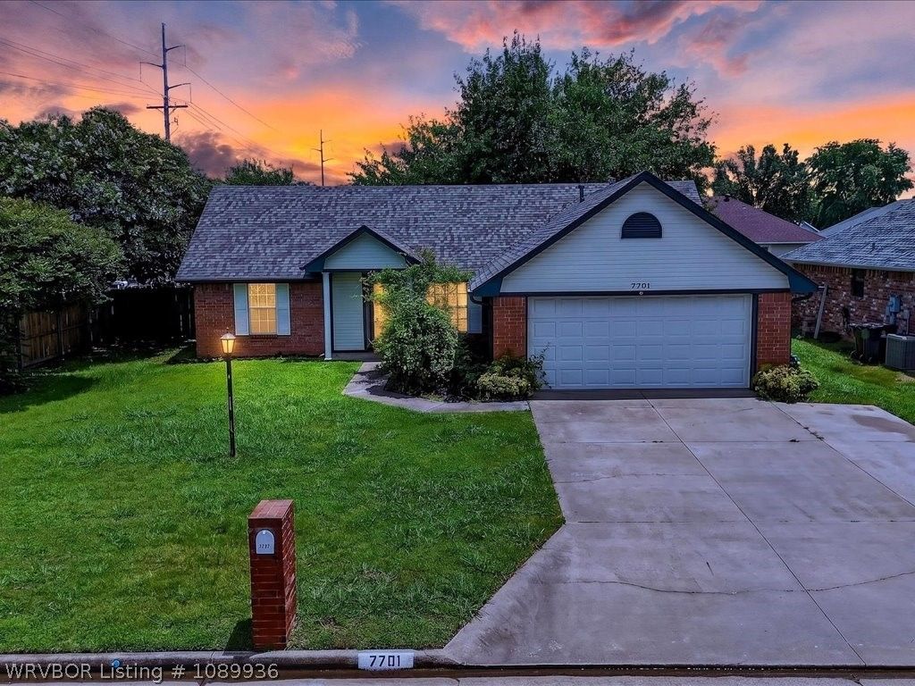 7701 S 24th, Fort Smith, AR 72908