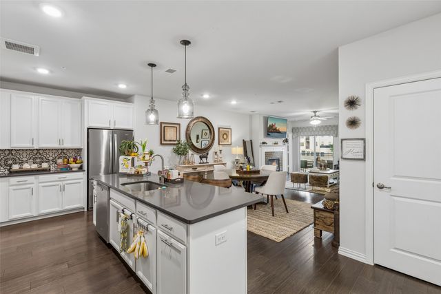 651 N Watters Road 7204, Allen, TX 75013