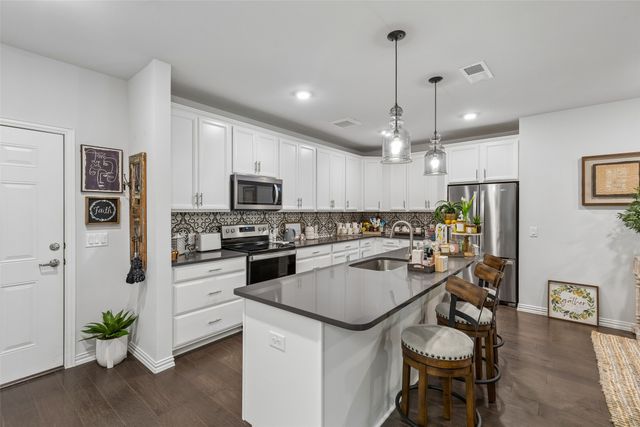 651 N Watters Road 7204, Allen, TX 75013