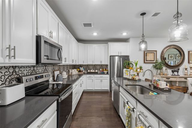 651 N Watters Road 7204, Allen, TX 75013