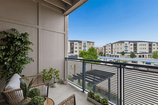 651 N Watters Road 7204, Allen, TX 75013