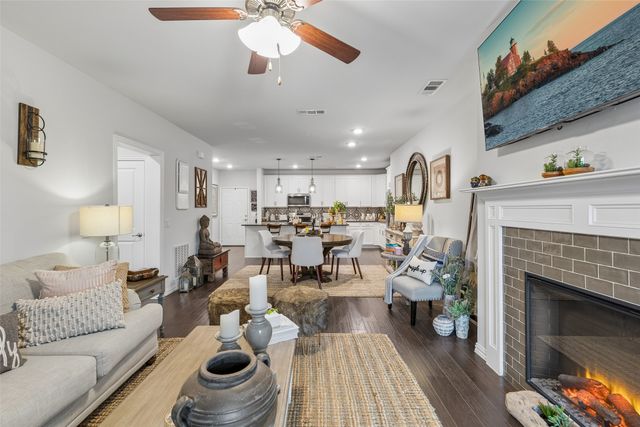 651 N Watters Road 7204, Allen, TX 75013