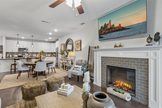 651 N Watters Road 7204, Allen, TX 75013