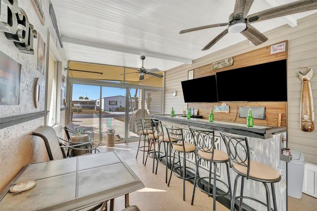 117 S SAINT THOMAS CIRCLE, Apollo Beach, FL 33572