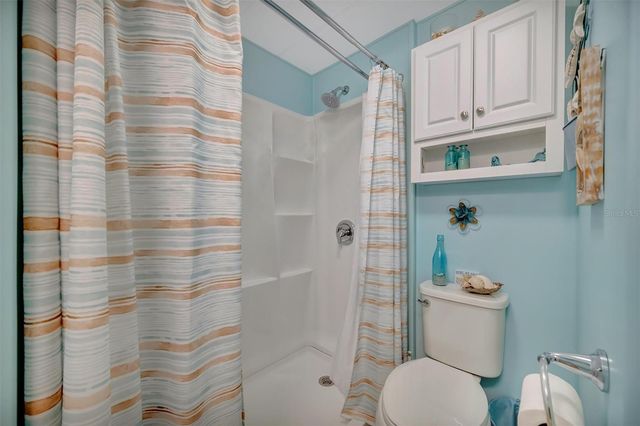 117 S SAINT THOMAS CIRCLE, Apollo Beach, FL 33572