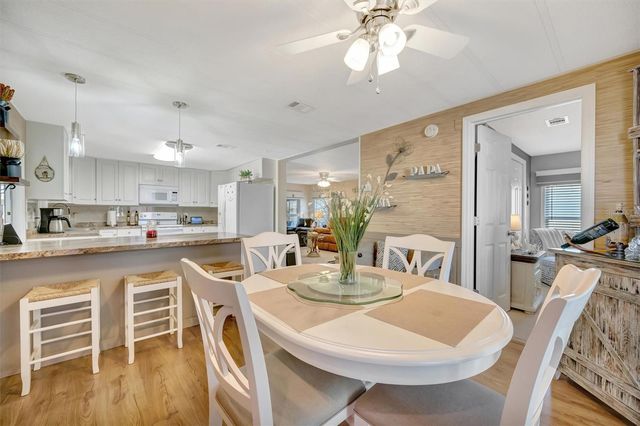 117 S SAINT THOMAS CIRCLE, Apollo Beach, FL 33572