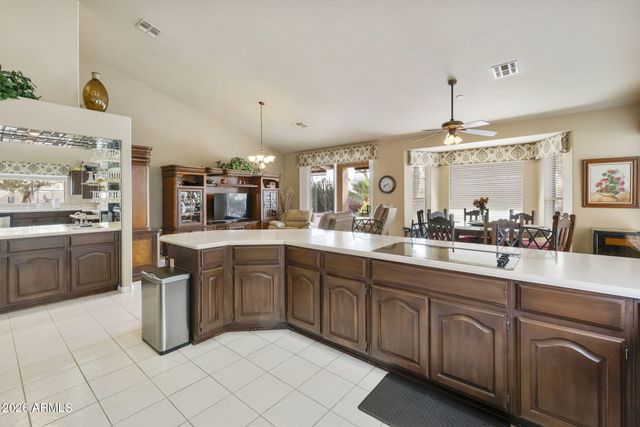 25007 S LAKESTAR Drive, Sun Lakes, AZ 85248