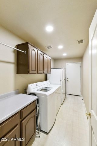 25007 S LAKESTAR Drive, Sun Lakes, AZ 85248