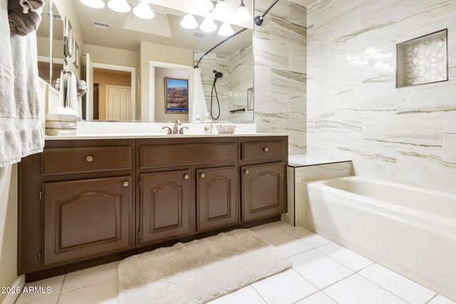 25007 S LAKESTAR Drive, Sun Lakes, AZ 85248