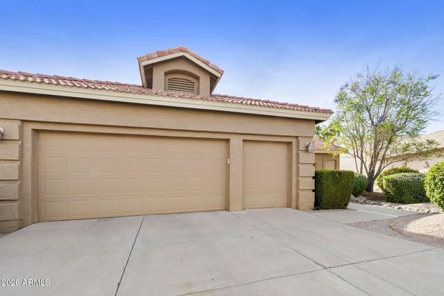 25007 S LAKESTAR Drive, Sun Lakes, AZ 85248