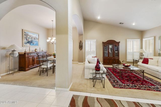 25007 S LAKESTAR Drive, Sun Lakes, AZ 85248