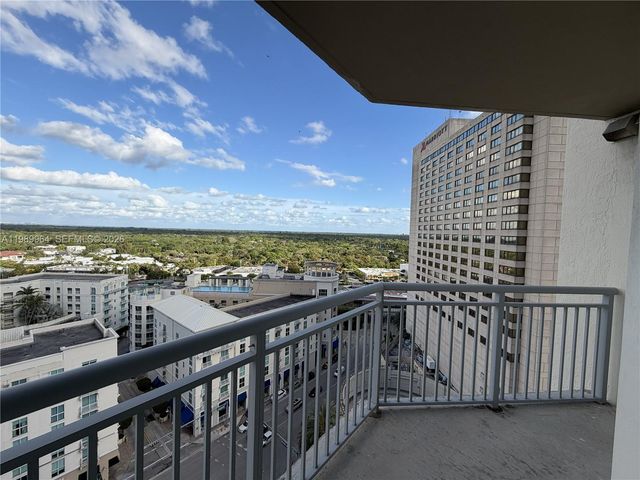 9055 SW 73rd Ct 1403, Miami, FL 33156