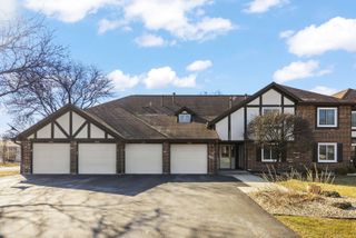 15730 ORLAN BROOK Drive 208, Orland Park, IL 60462