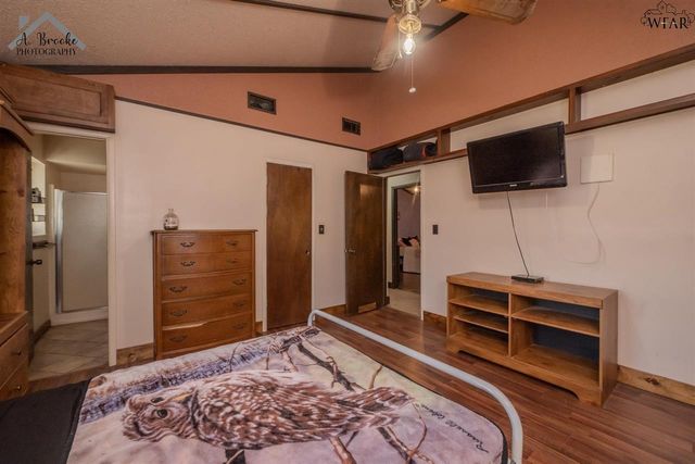1500 LONGVIEW STREET, Wichita Falls, TX 76306