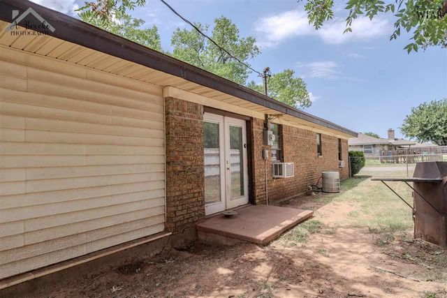 1500 LONGVIEW STREET, Wichita Falls, TX 76306