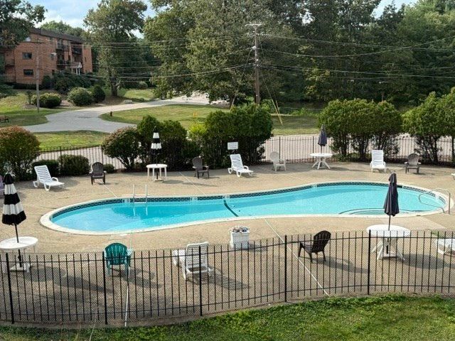 181 Littleton Rd 420, Chelmsford, MA 01824