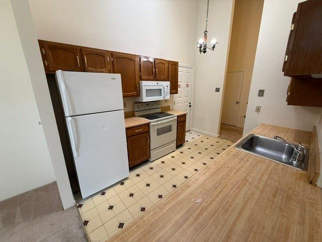 181 Littleton Rd 420, Chelmsford, MA 01824