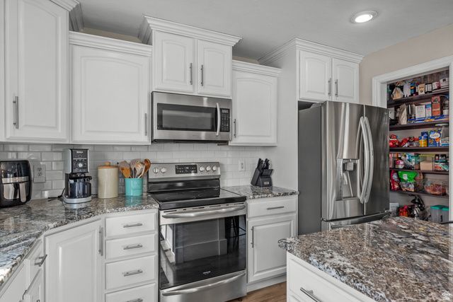 1685 S 825 W, Lehi, UT 84043