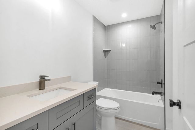 972 W 9Th St, St Augustine, FL 32084