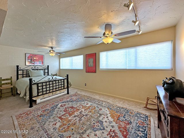 1735 S Jones Blvd Apt J14, Tucson, AZ 85713
